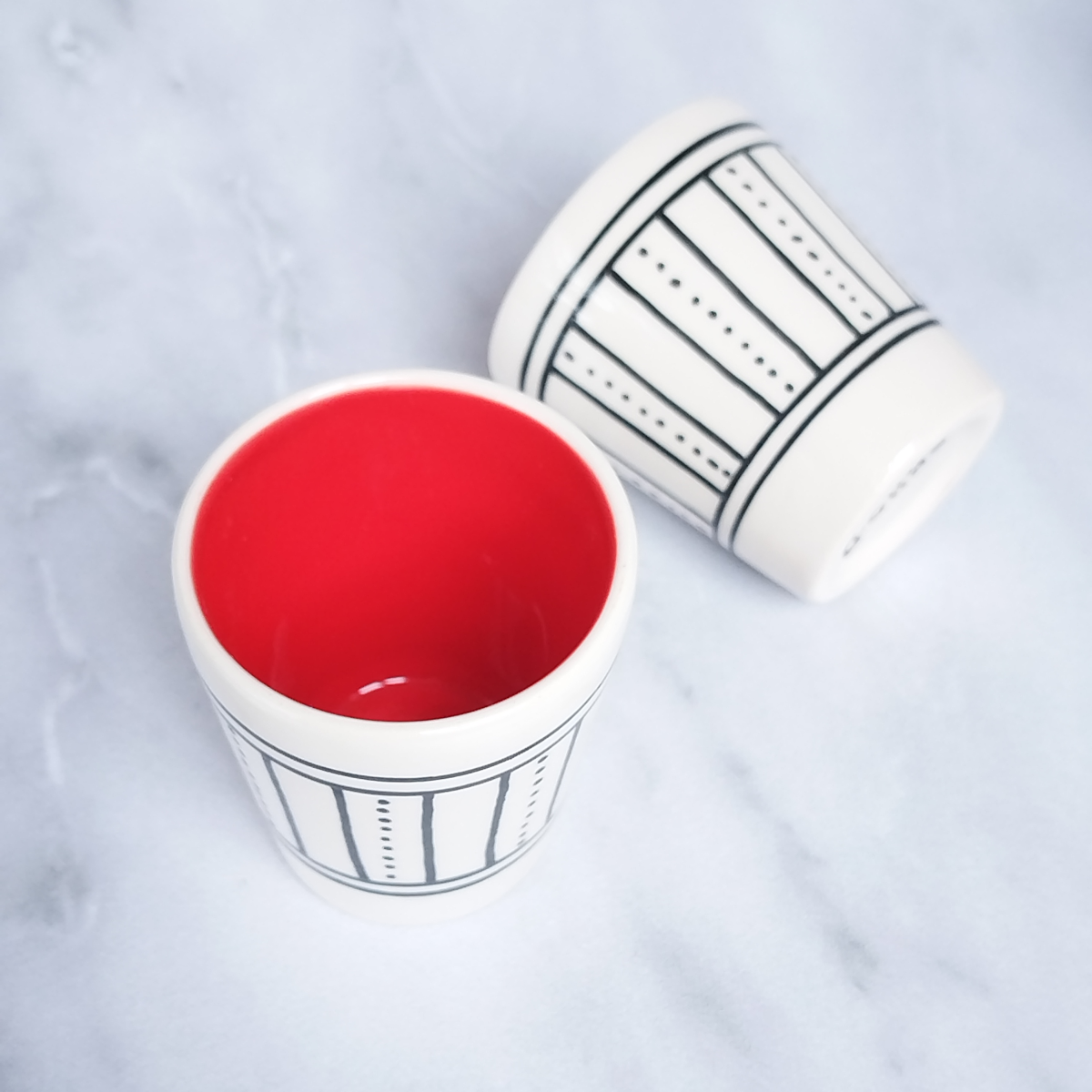 Variante_rayures_fines_points_cafe_rouge