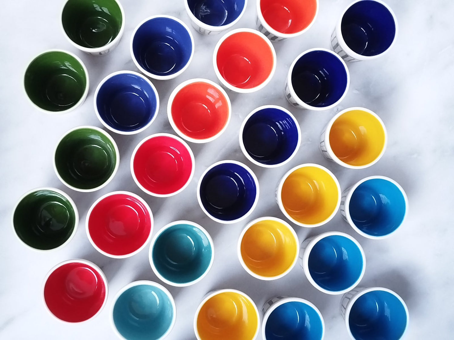 Sous-tasses assorties
