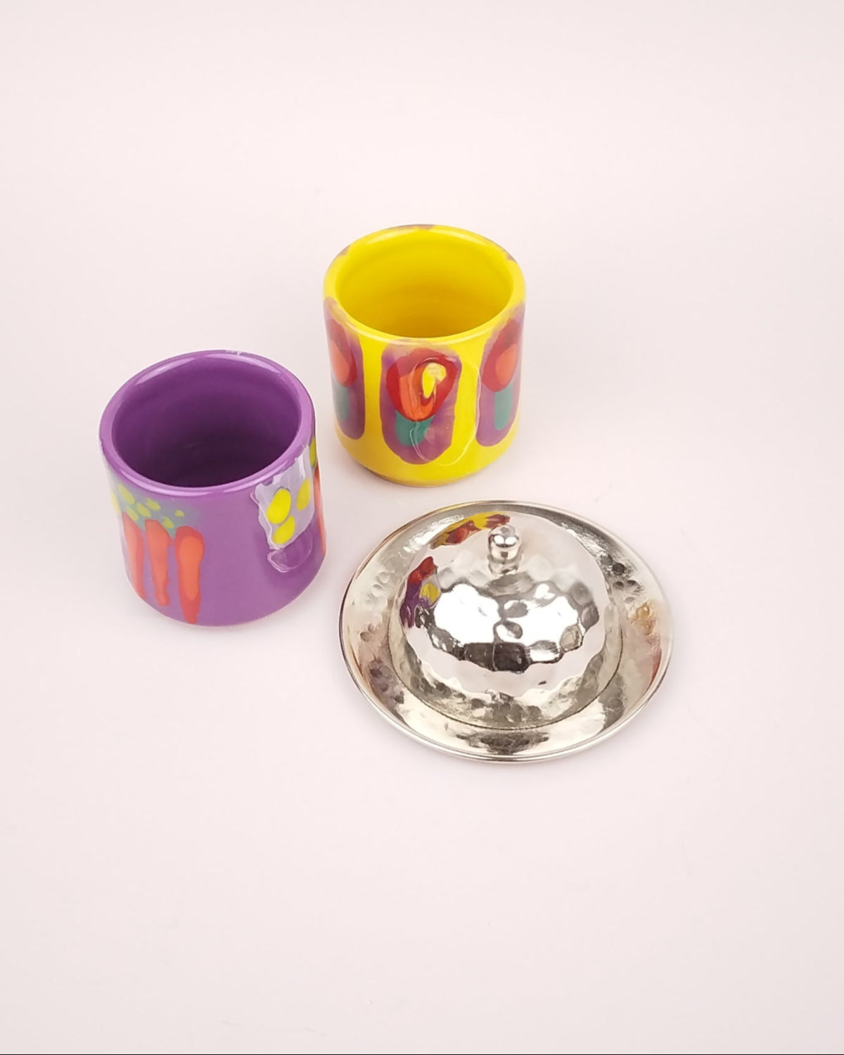 Cloche avec 2 tasses