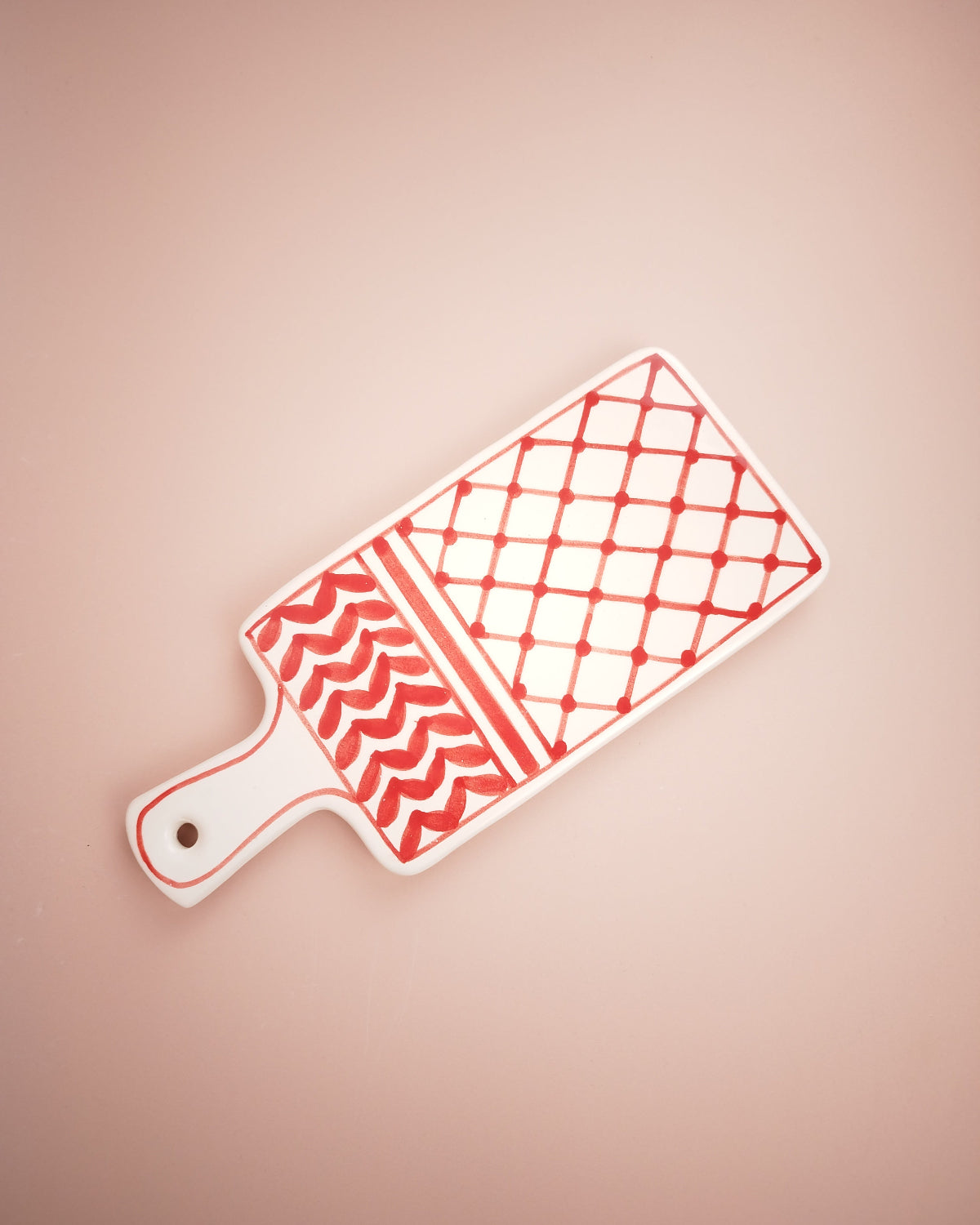 Planche De Présentation en Faïence motif Filet Pêche Rouge Vue Dessus