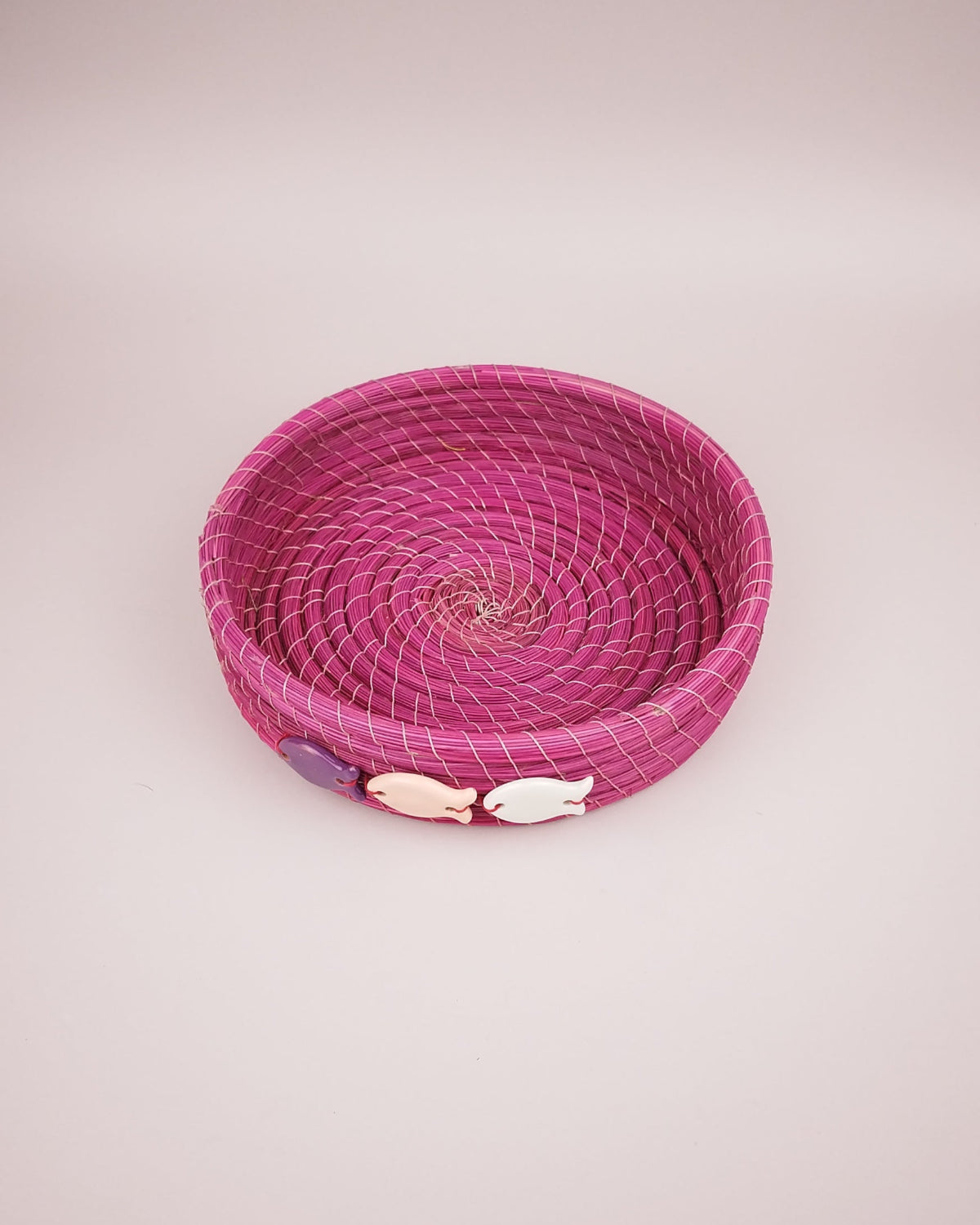 Plateau Jonc Rose Décor Poissons Faïence Violet Rose Blanc 20cm