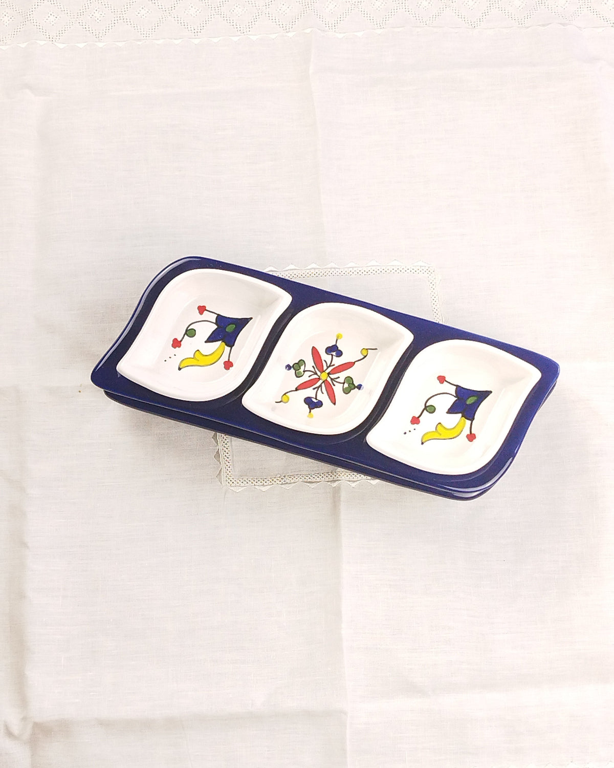 Set Apéritif en faïence ravier Feuille - Base Bleue - Modèle 1 
