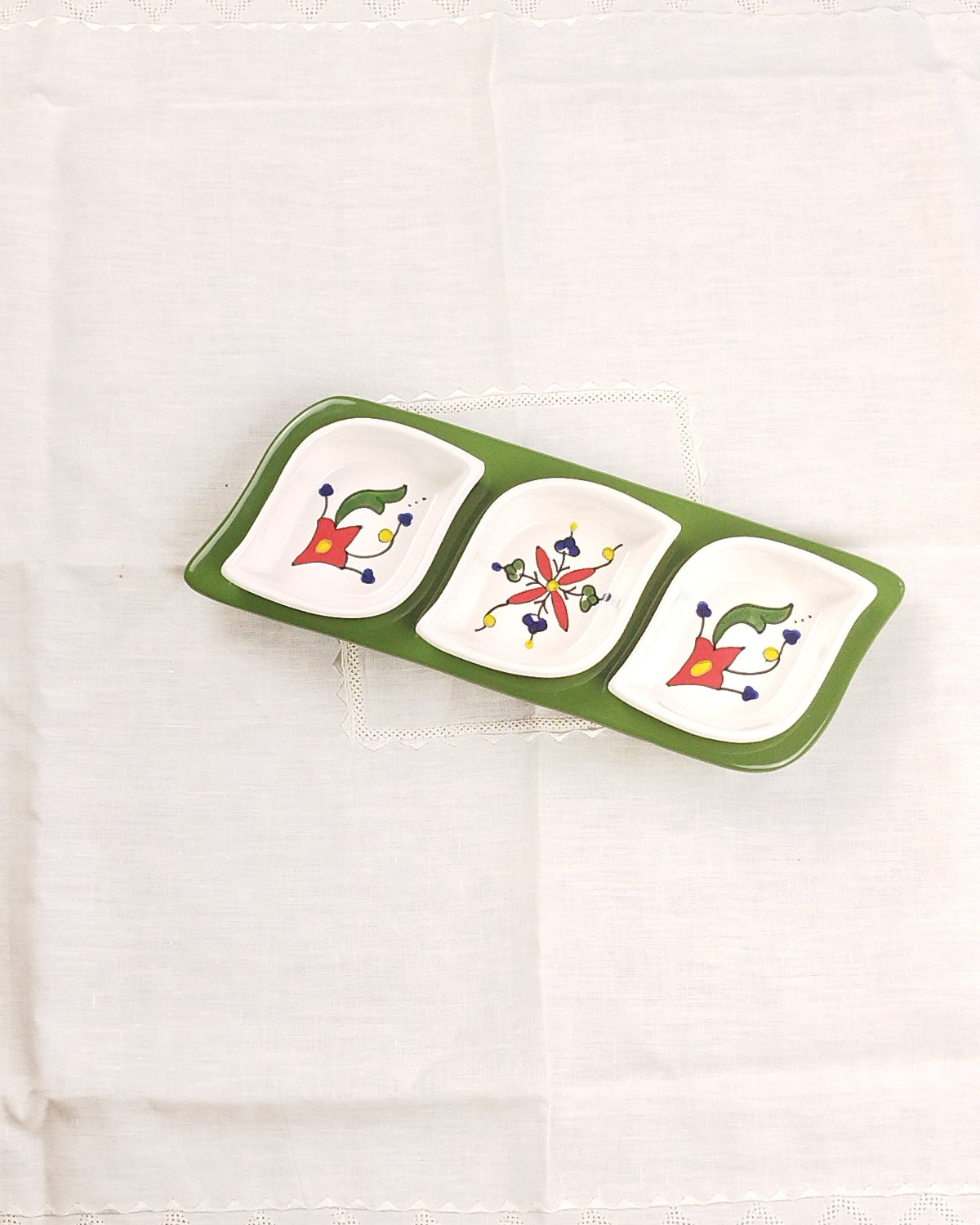 Set Apéritif en faïence ravier Feuilles - Base Verte - Modèle 2